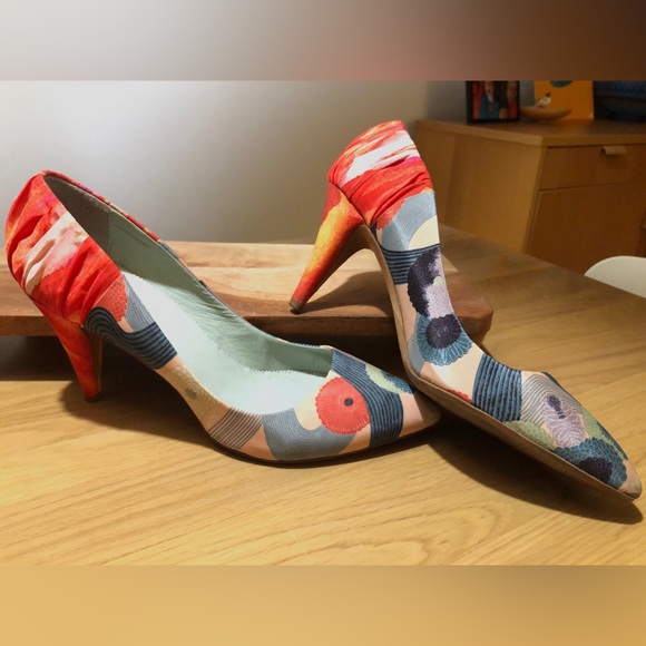 Stunning multicolour heels size 10 (EU 41) - Picture 4 of 6